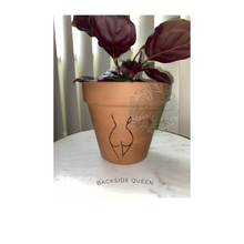 Load image into Gallery viewer, Backside Queen.  Includes 6&quot; hand painted planter only. Plants are sold separate. These planters are designed to celebrate being a woman, any size, shape and stage in life. Women are powerful beings and deserve to be celebrated. These planters make great statement pieces for any plant collection and make great gifts. 
